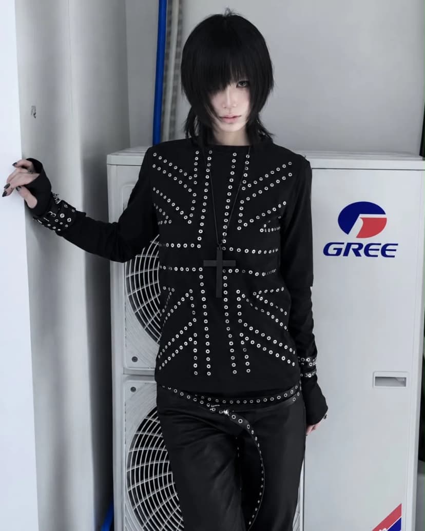 Iron Veil Eyelet Long Sleeve 사진 1/3